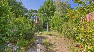 Photo 17- click for photo gallery